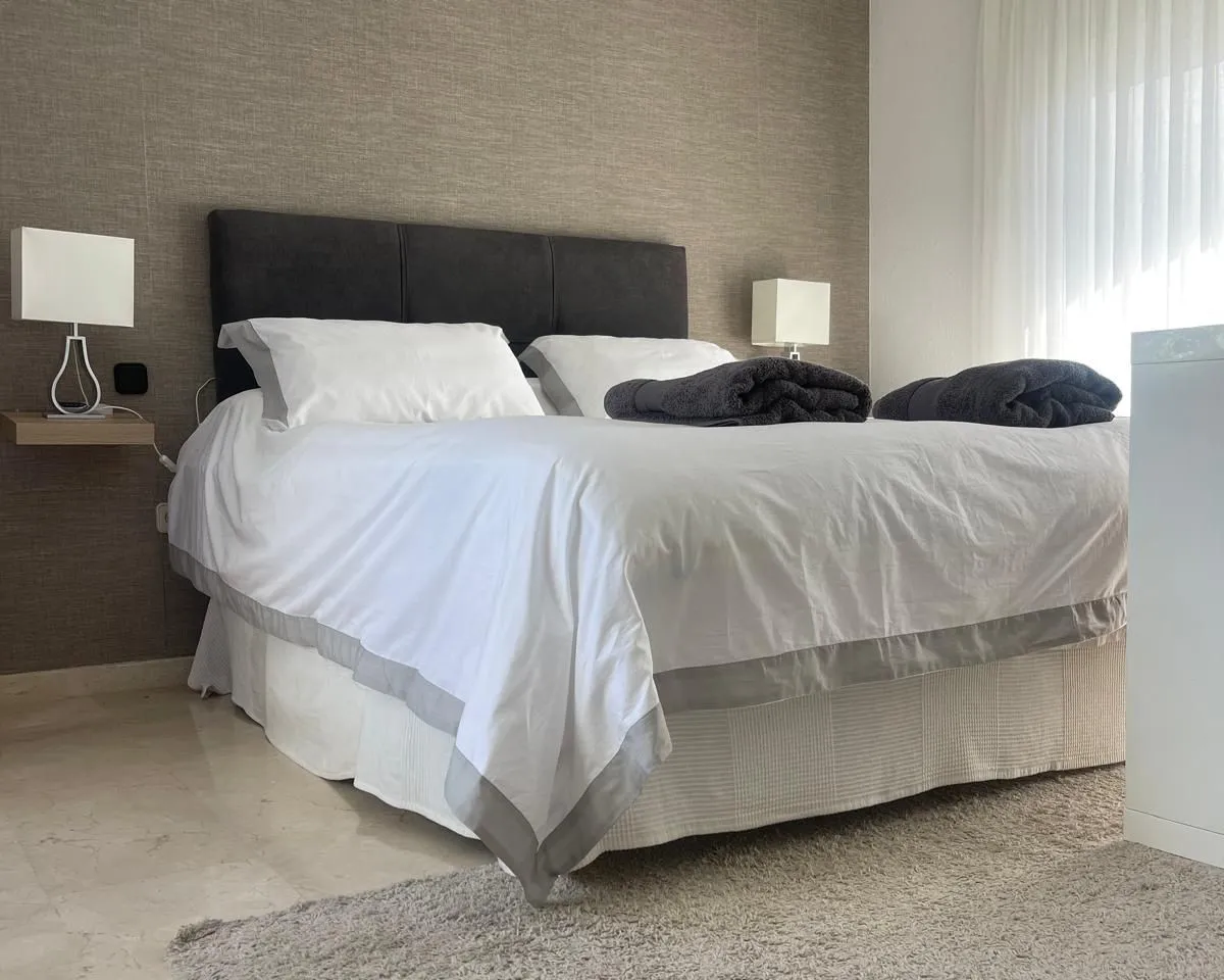 00bcb592-7b0d-4e0f-96e1-6f606bfd24a9