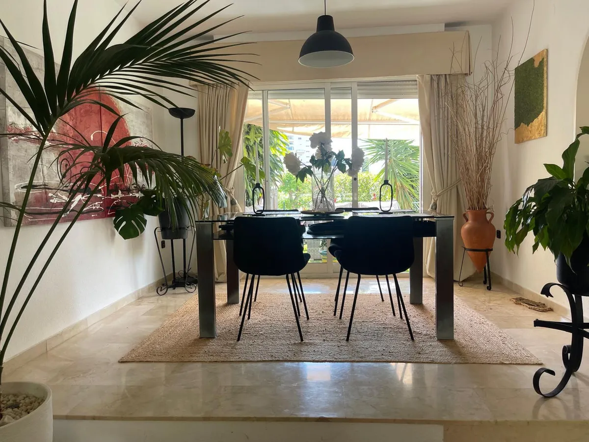 edbd9d26-970e-4257-80e5-215acdd5c54b