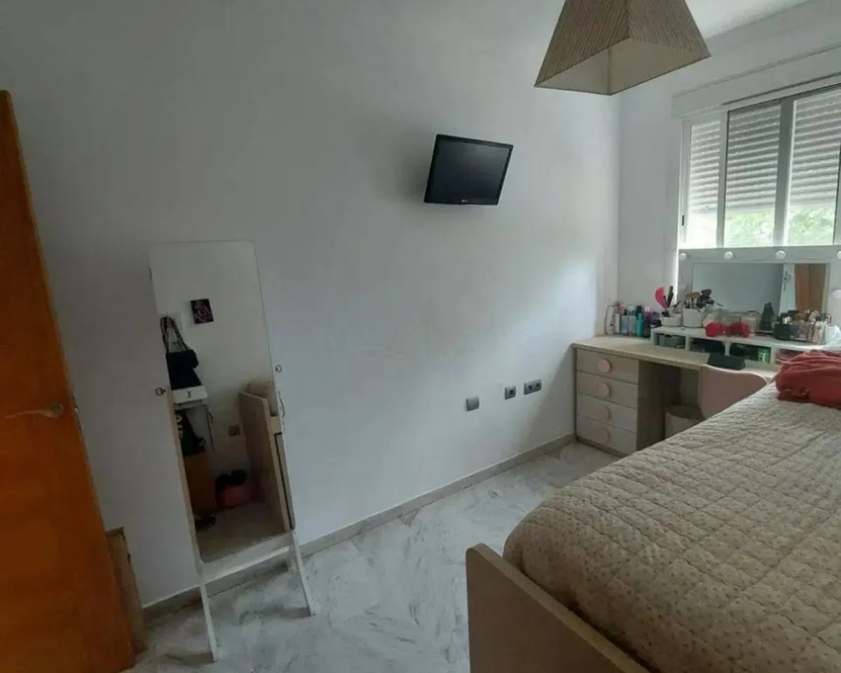 fe775a76-9a51-4fc2-bfeb-d0c8c8e0f348