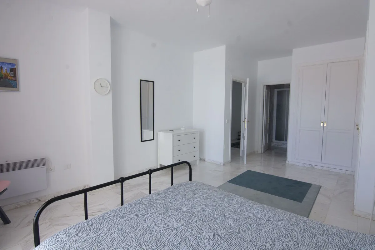 1d28a6f4-7273-493a-80d2-aeb40a839901