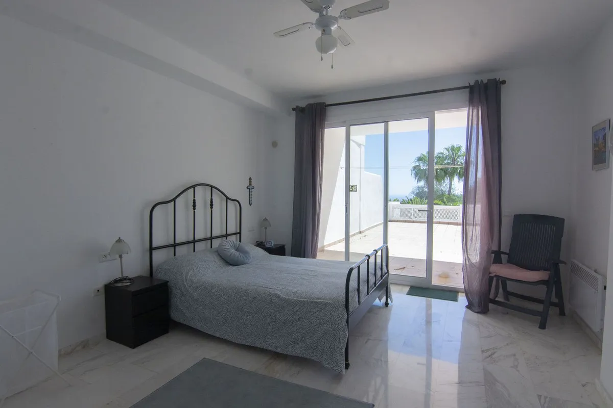 fd95cce3-5668-4697-9c24-ad78f3aaf71c