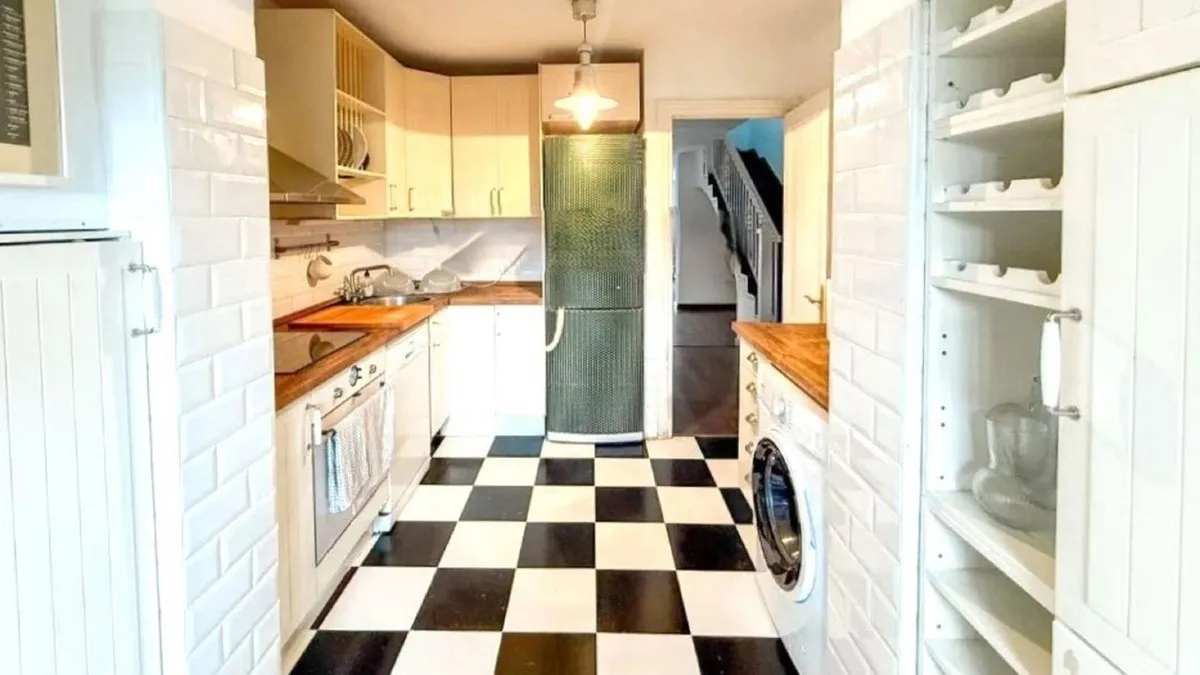 96fa4842-b31a-4656-b652-1991bacbe5f6