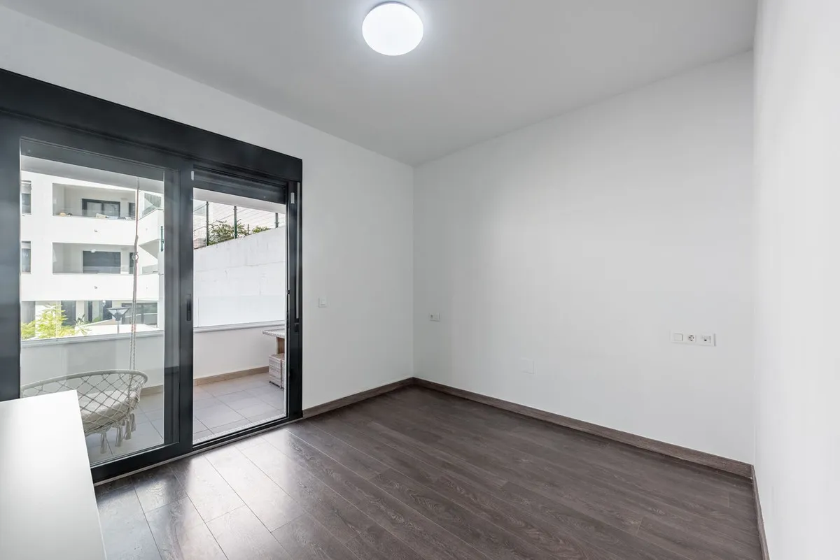 4e097c8b-5880-4b9c-8279-b55074c0863d