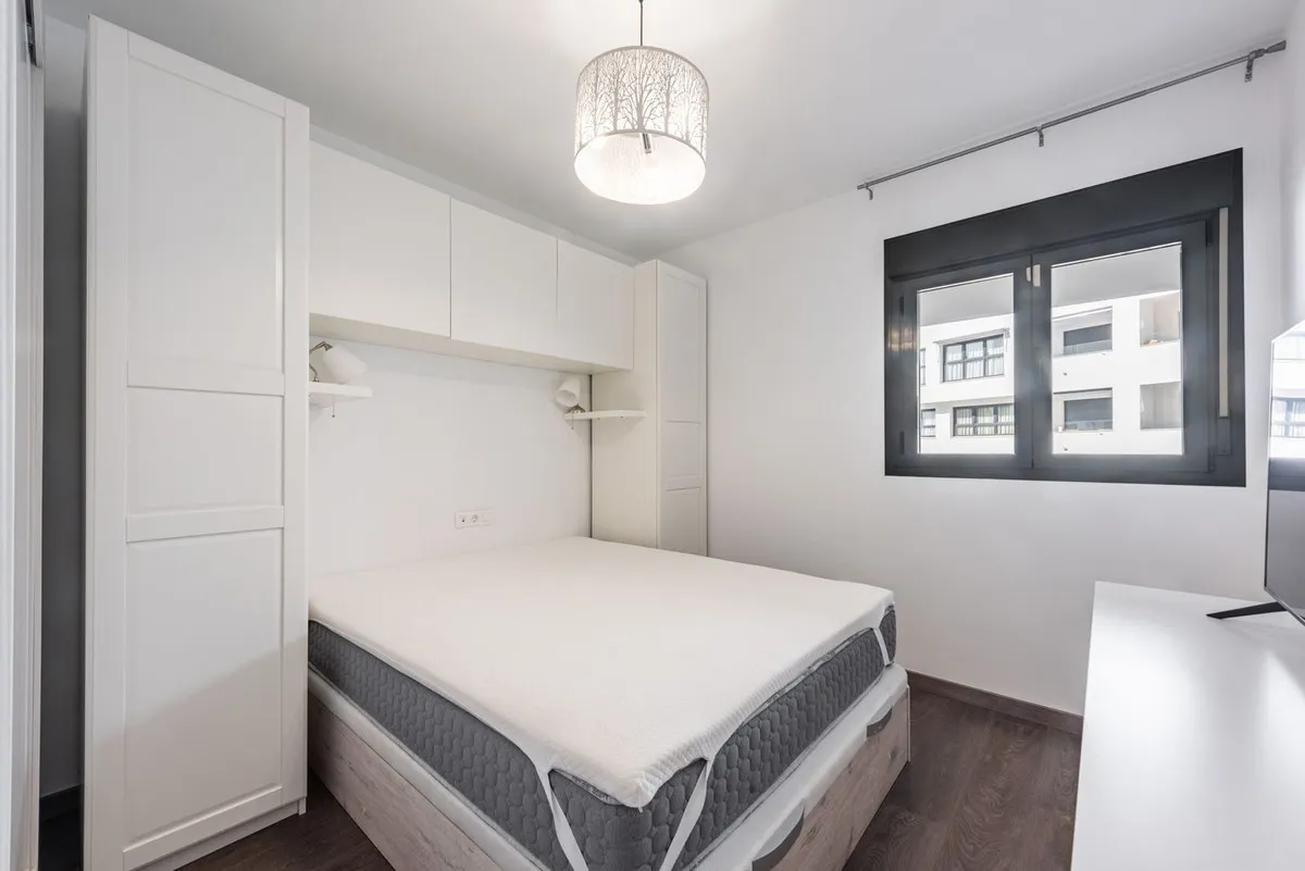 a8733137-311b-45f4-9ad8-c56134bccc28