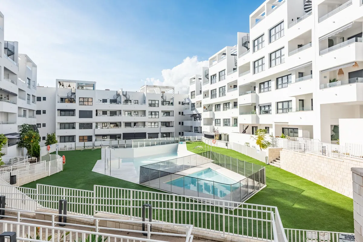 f39617c7-b5db-4fd8-b664-db0c63c11057