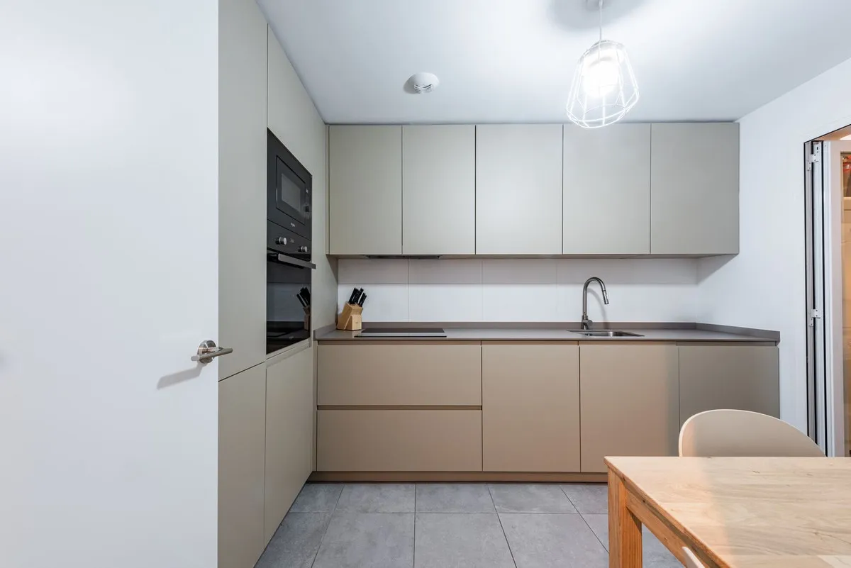 fc3b13c6-499e-414d-b921-f730f7dd75d9