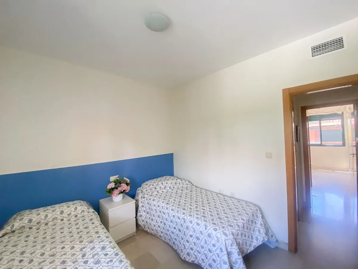 15aba3c7-eb2b-42ee-a76c-9124a3d4eef2