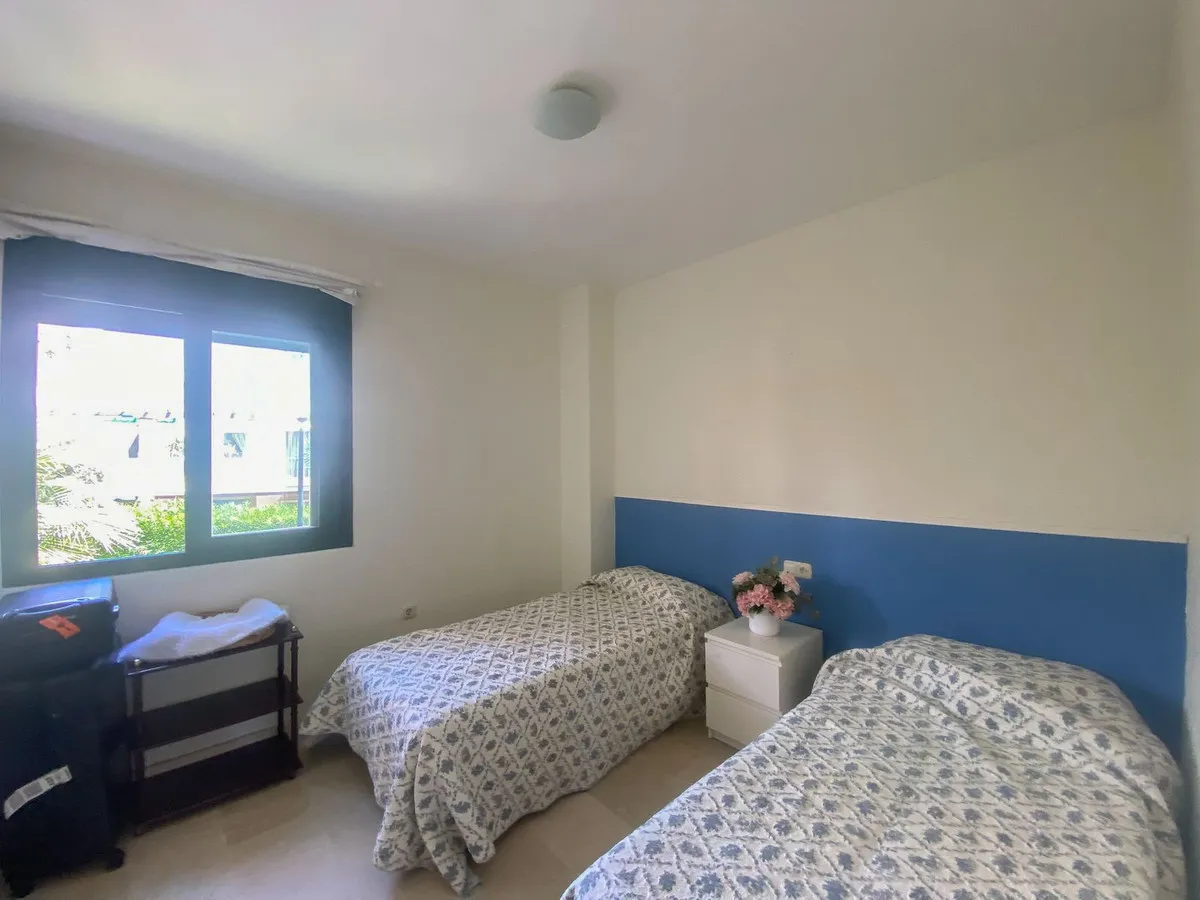 3270c8b4-8b4d-46a2-8c8a-7de52115967d