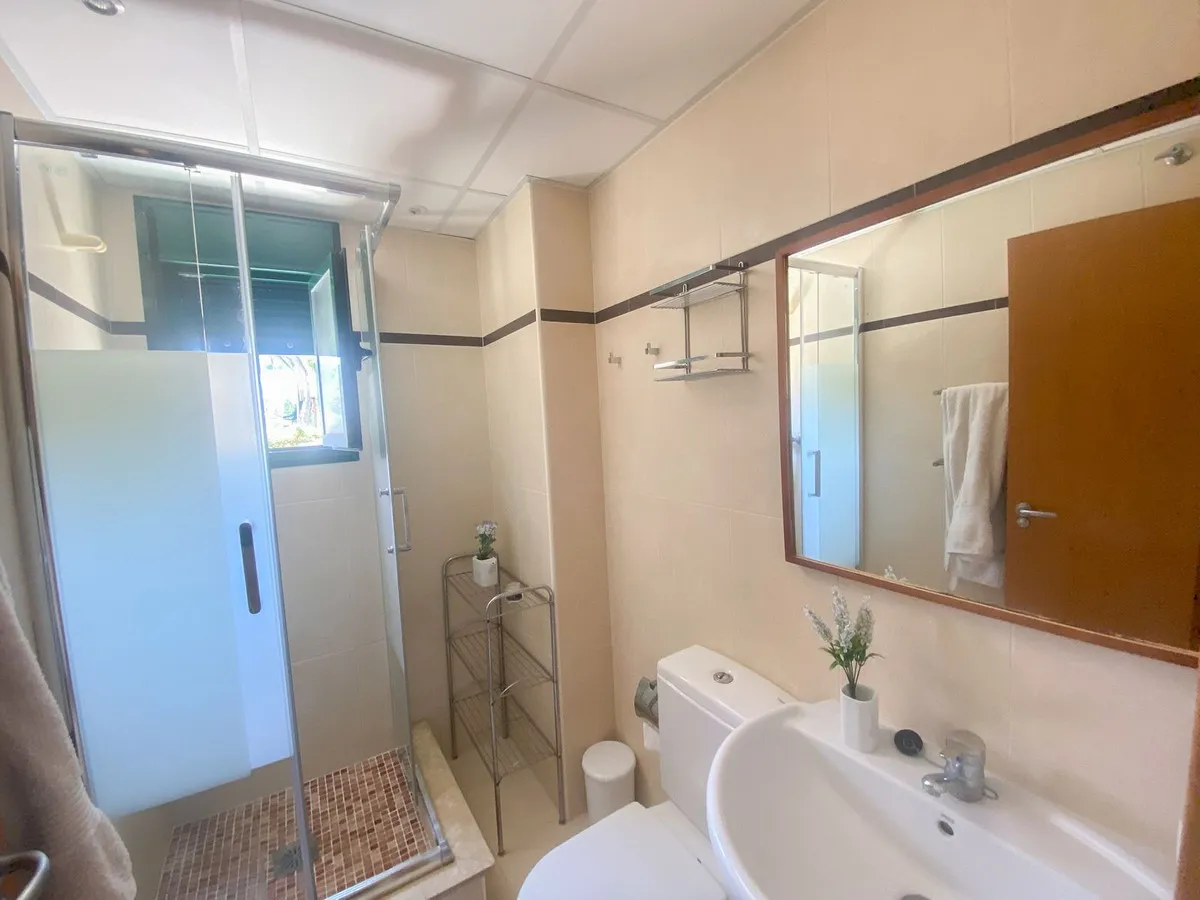 d2ef8c6c-62de-4f8b-a09c-199717feff61