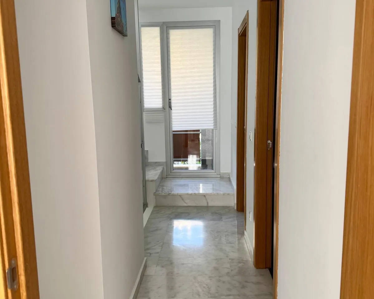 36751053-5d87-4c9d-bdd7-e1fc7d518542