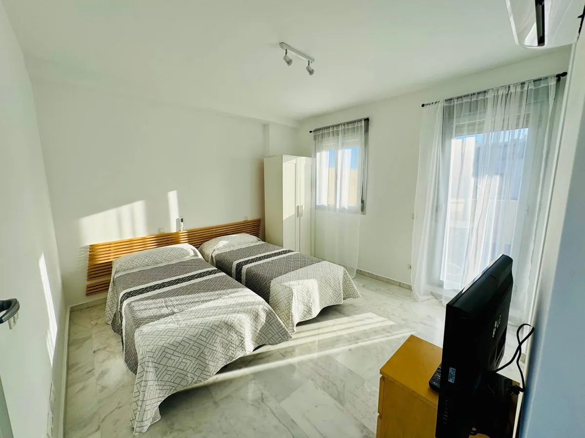 5fe6c307-ea5a-45e3-8210-86b1af71ca5d