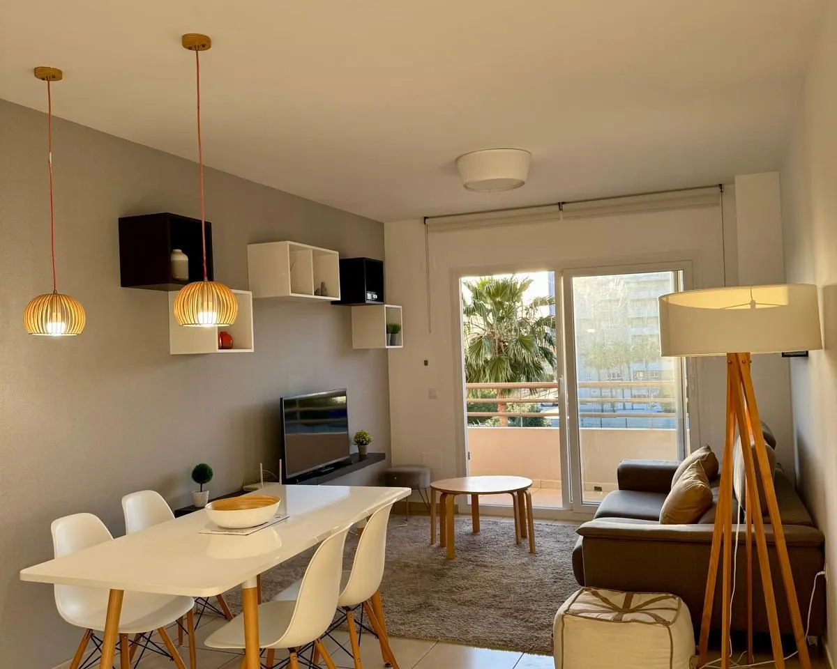 117bd640-7706-4b74-a9cd-a8e47561701d