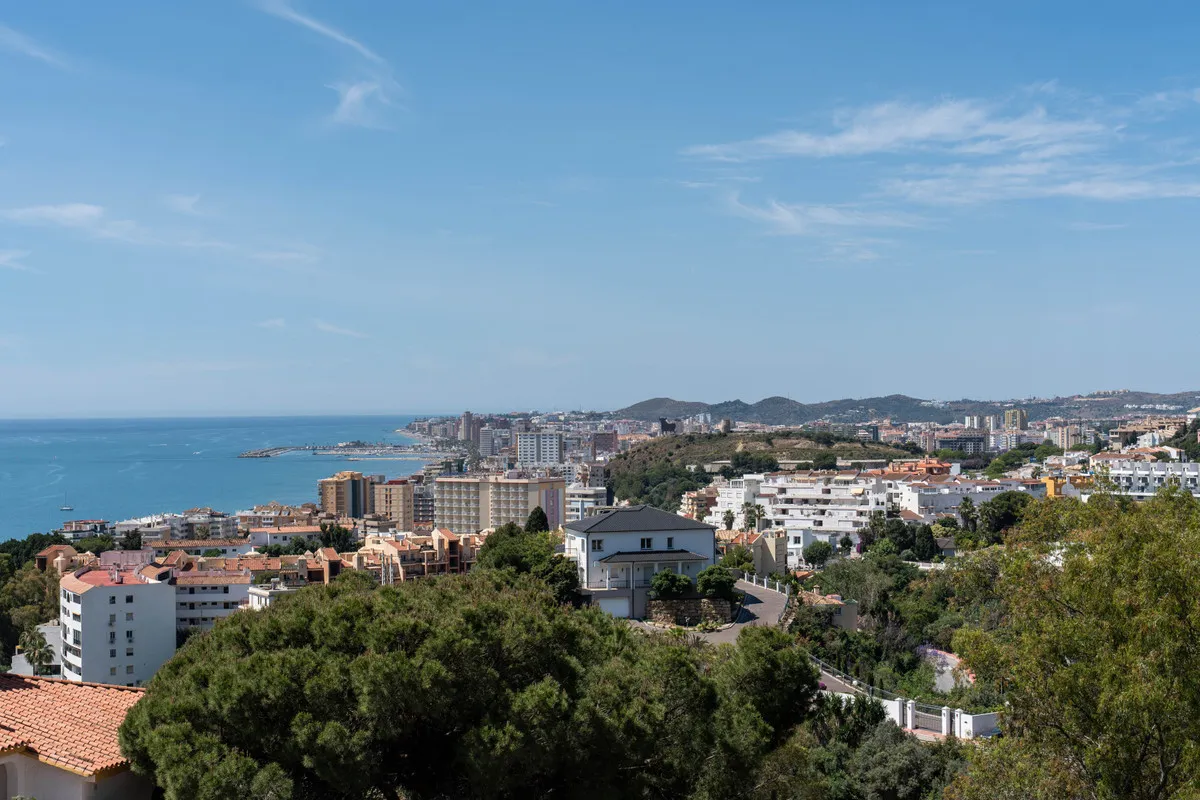 4f02d6a6-7d2e-4d90-a128-ed6b9ef377c6