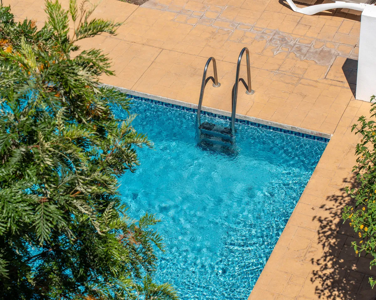 aba6a60f-fcce-4ef1-8572-7955be2debf9