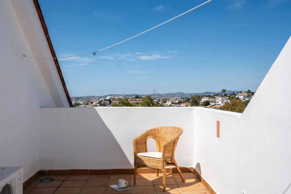 b0f2221c-fbdf-4e09-af0e-40022916446d