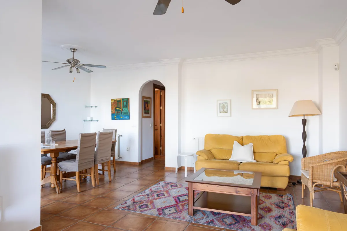 d52be510-5284-41e2-bf7f-75c885c9f3af