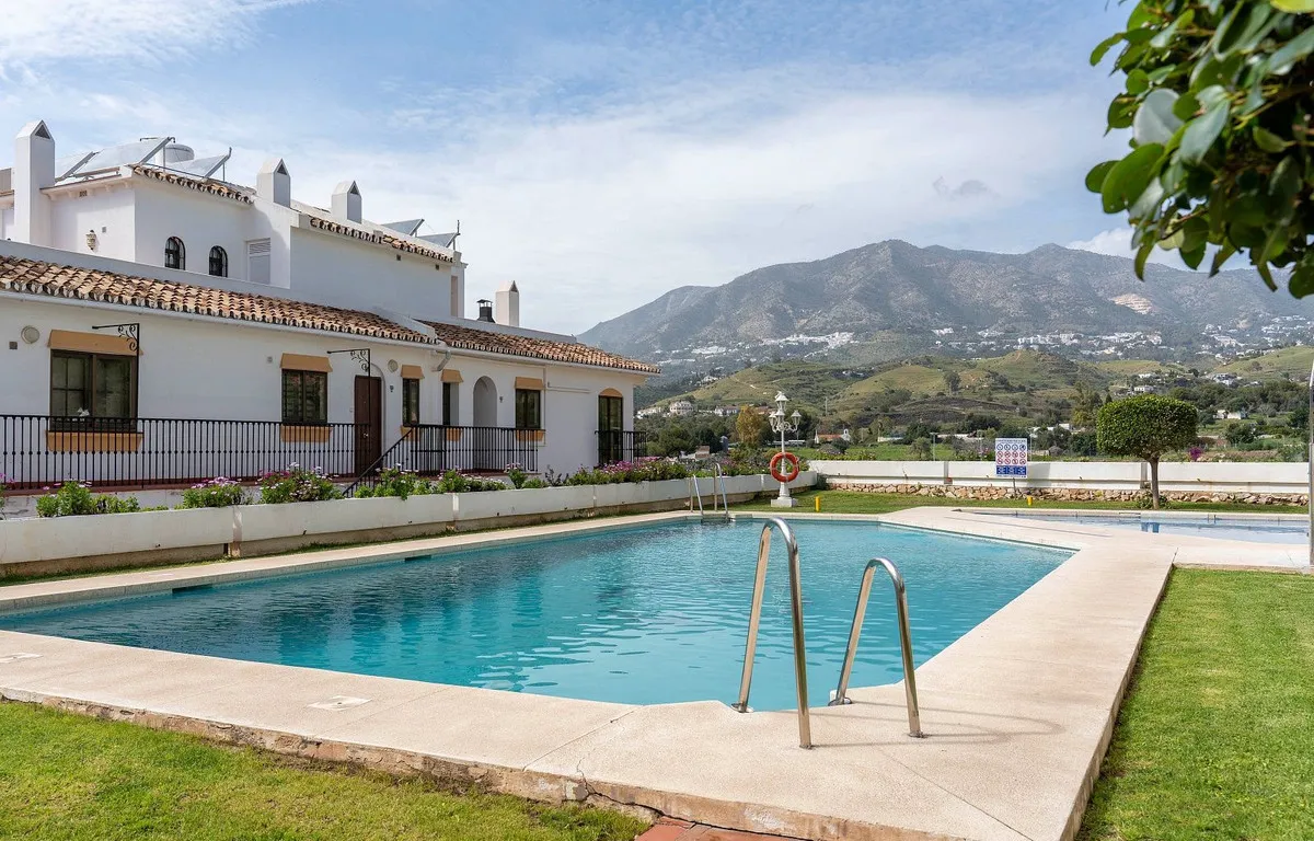 216787e1-c0f4-4e49-a209-a00761f0872e