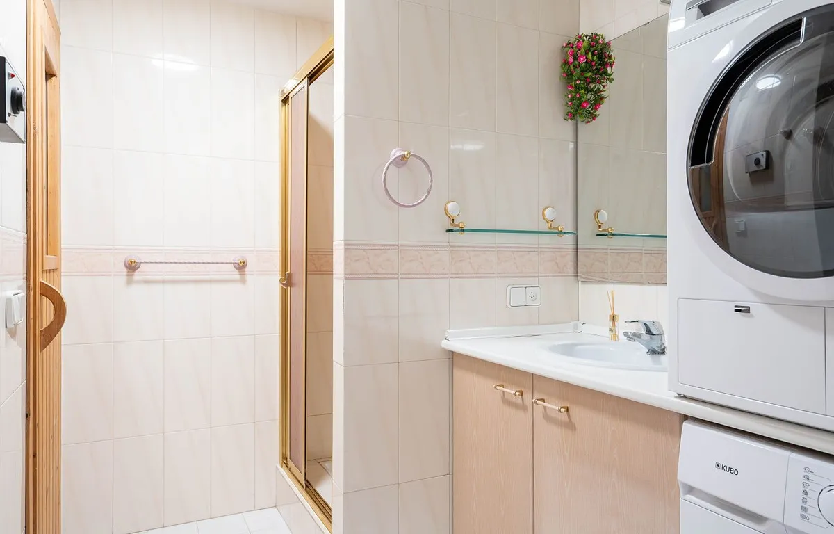 5f25d002-9120-4fd6-bcd3-87918409e7ec