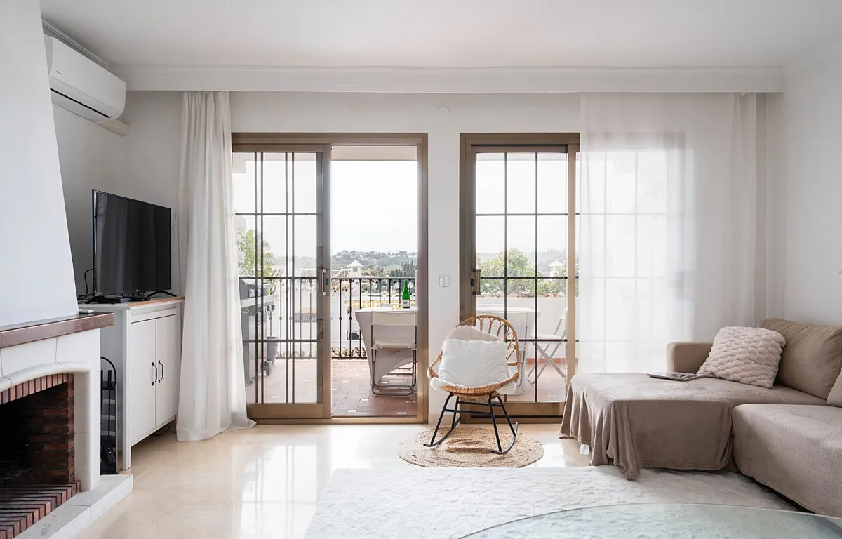 d3474cb0-cd55-4b49-909d-8e0b969418d1