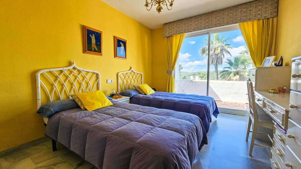 12dba20b-e9d7-484b-9a0e-170404a59957