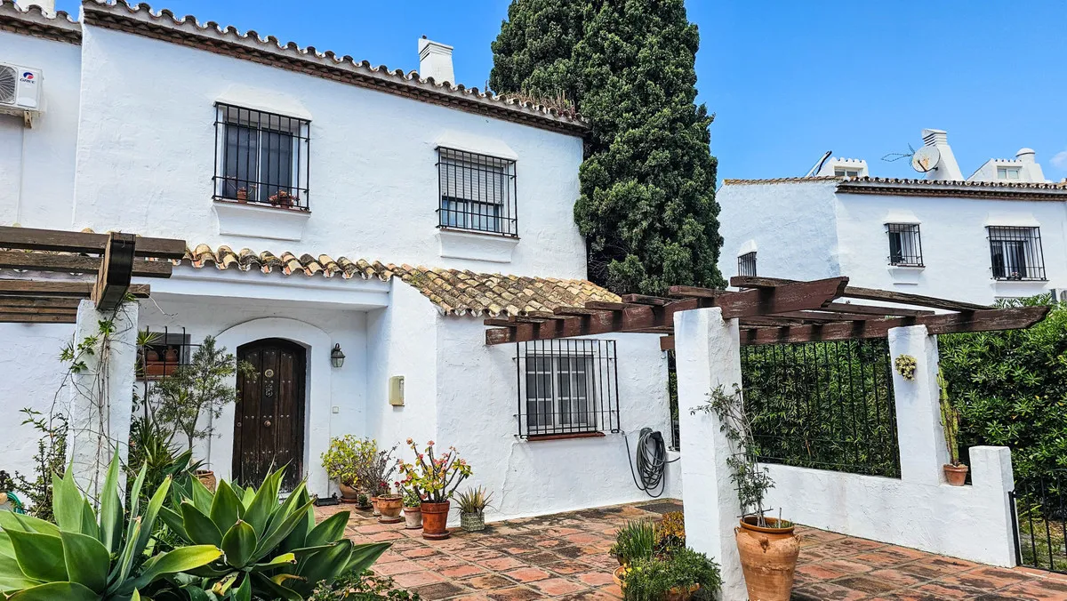 4d848702-369d-4439-a452-d5d8bb3fbd58