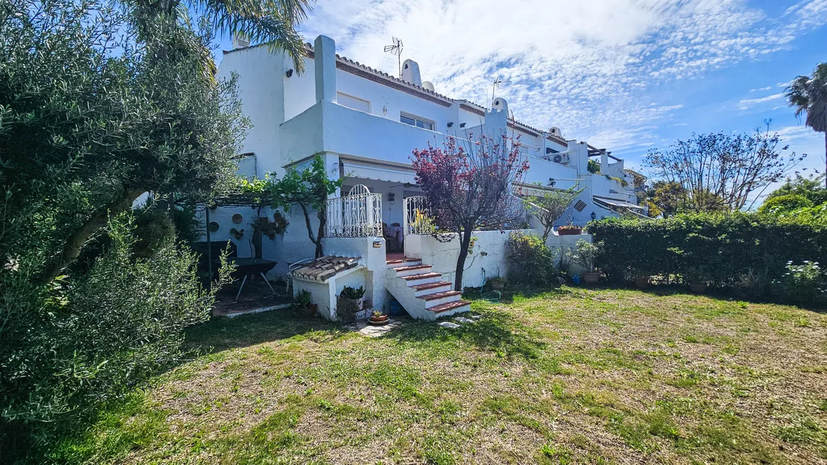 4f251ca3-a647-4099-a32d-0fb519eeaeff