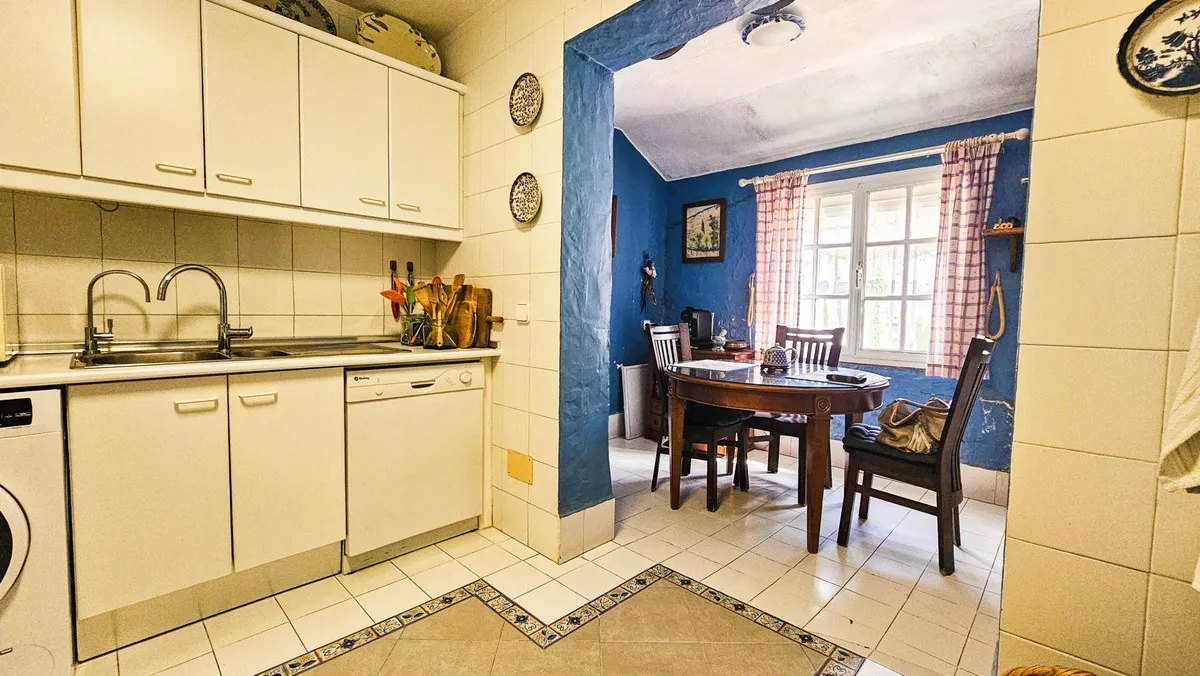 74782458-699b-4666-a3dd-56ad0d246274