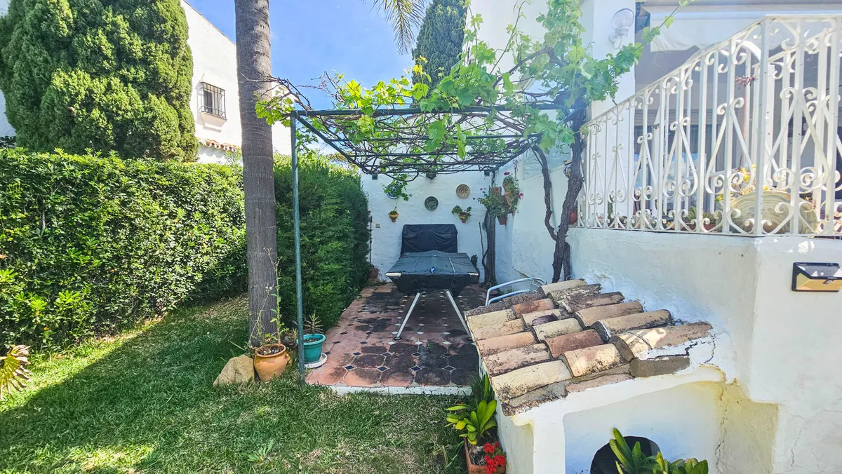 c3db28b6-edc8-433a-8800-beafd912cf83