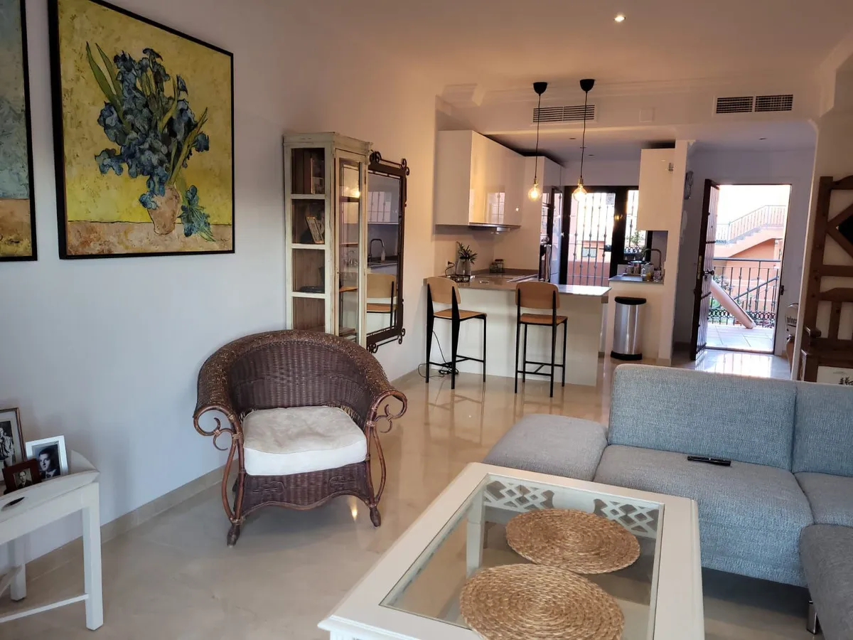 98a409f1-b1ca-4652-91b5-f16be05d8f03