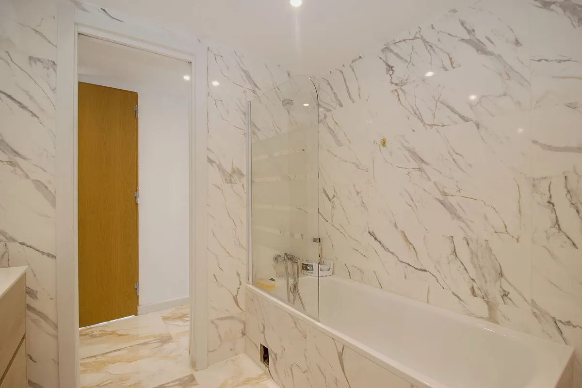 18184028-aa06-464e-a8ef-0b2cb37f169c