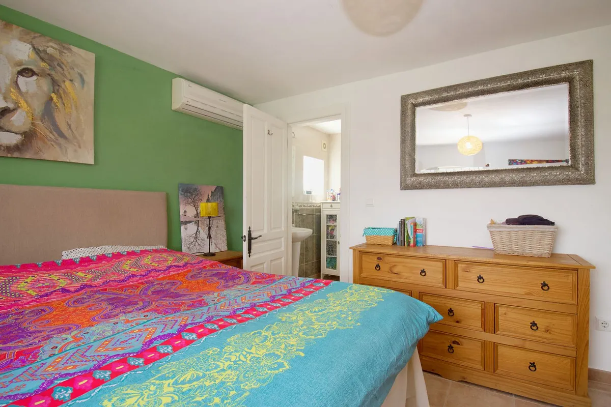 ccd6212f-4f5d-4f0c-a2fa-07b9b87cb4af