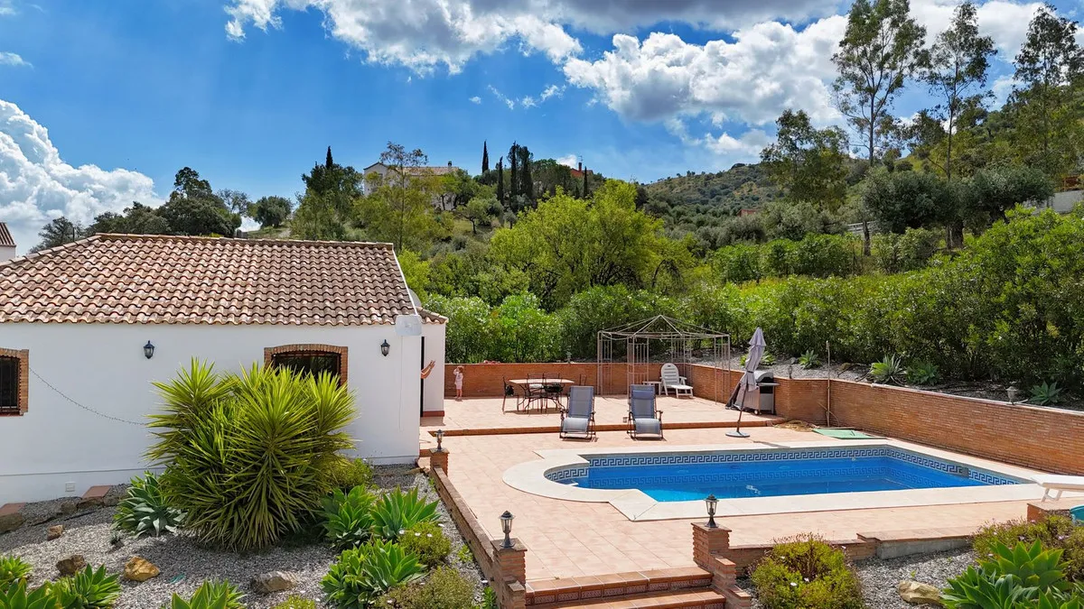 cfe83856-ed0e-49fe-a664-17abf7362c00