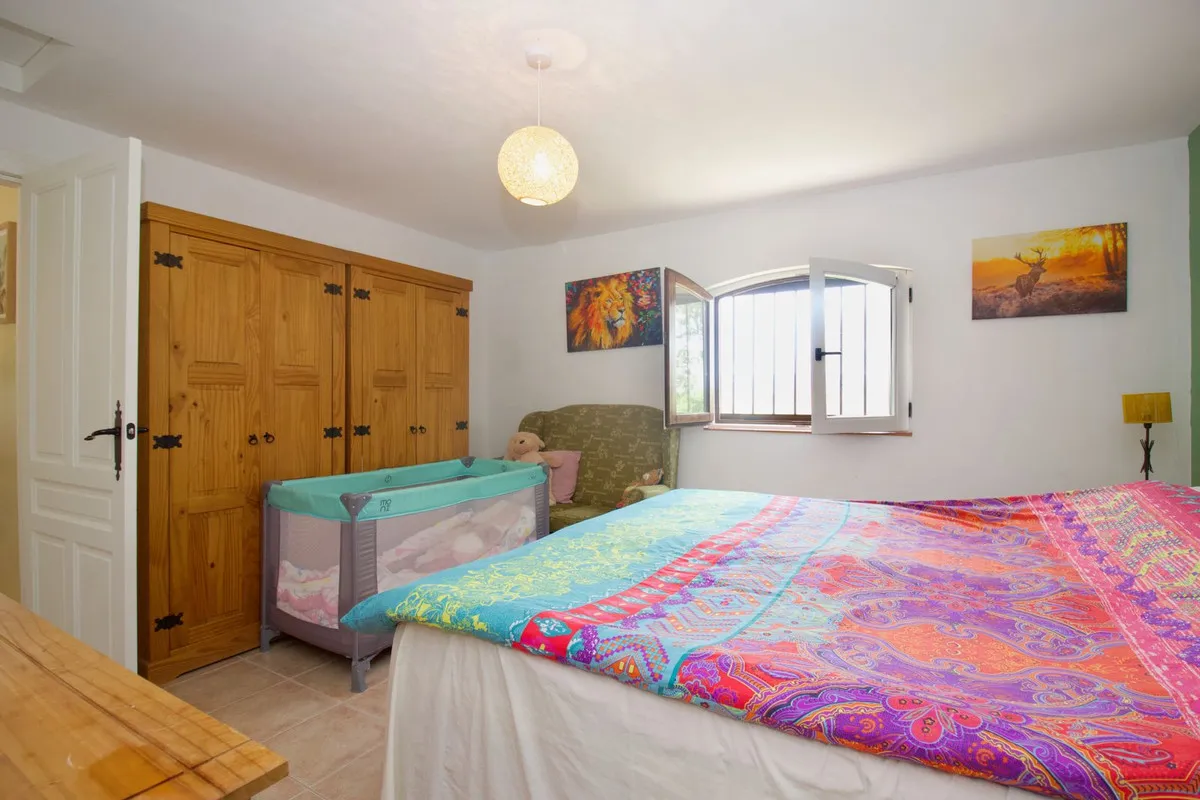 efecf129-15d8-4891-a07d-6482e2a5342a