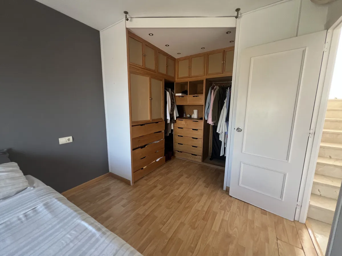 1fe3c09c-4a72-416f-8bc0-3d5a498acda0