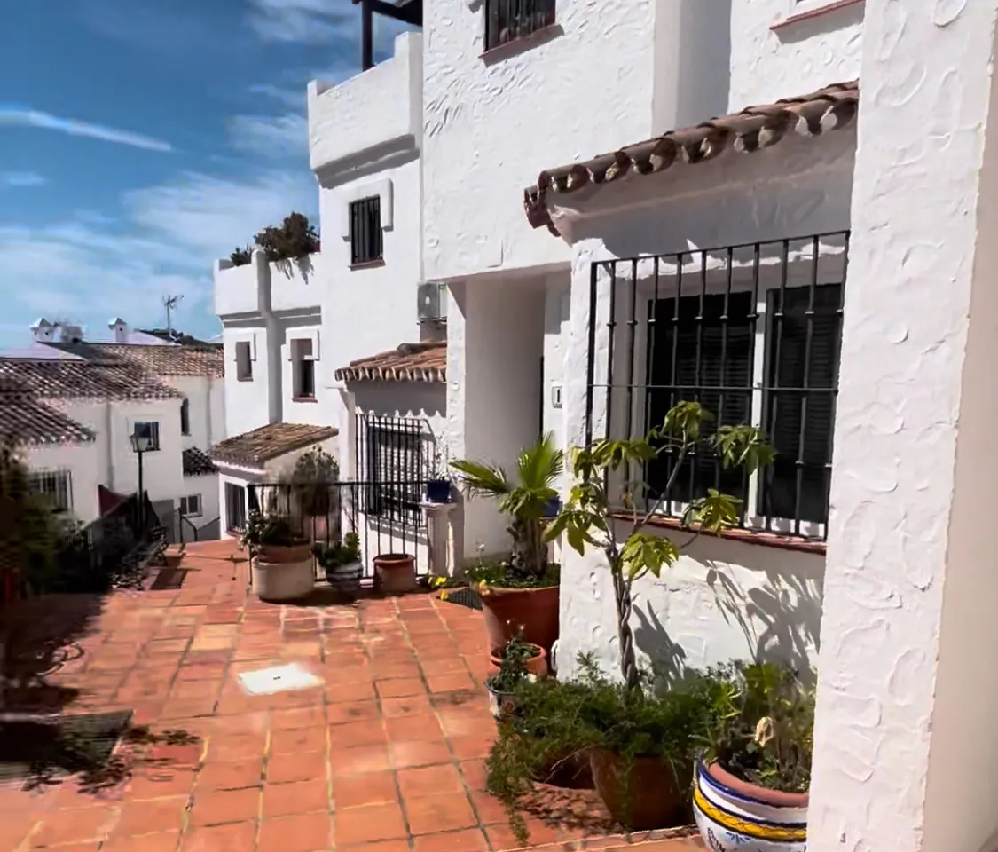 3ff74e3a-c8b9-47e6-bcaf-06f31516dbf5