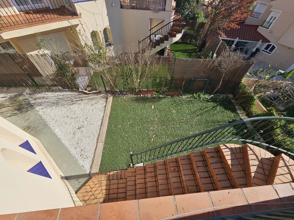 13faa3a3-2721-499f-8587-004072e2513d