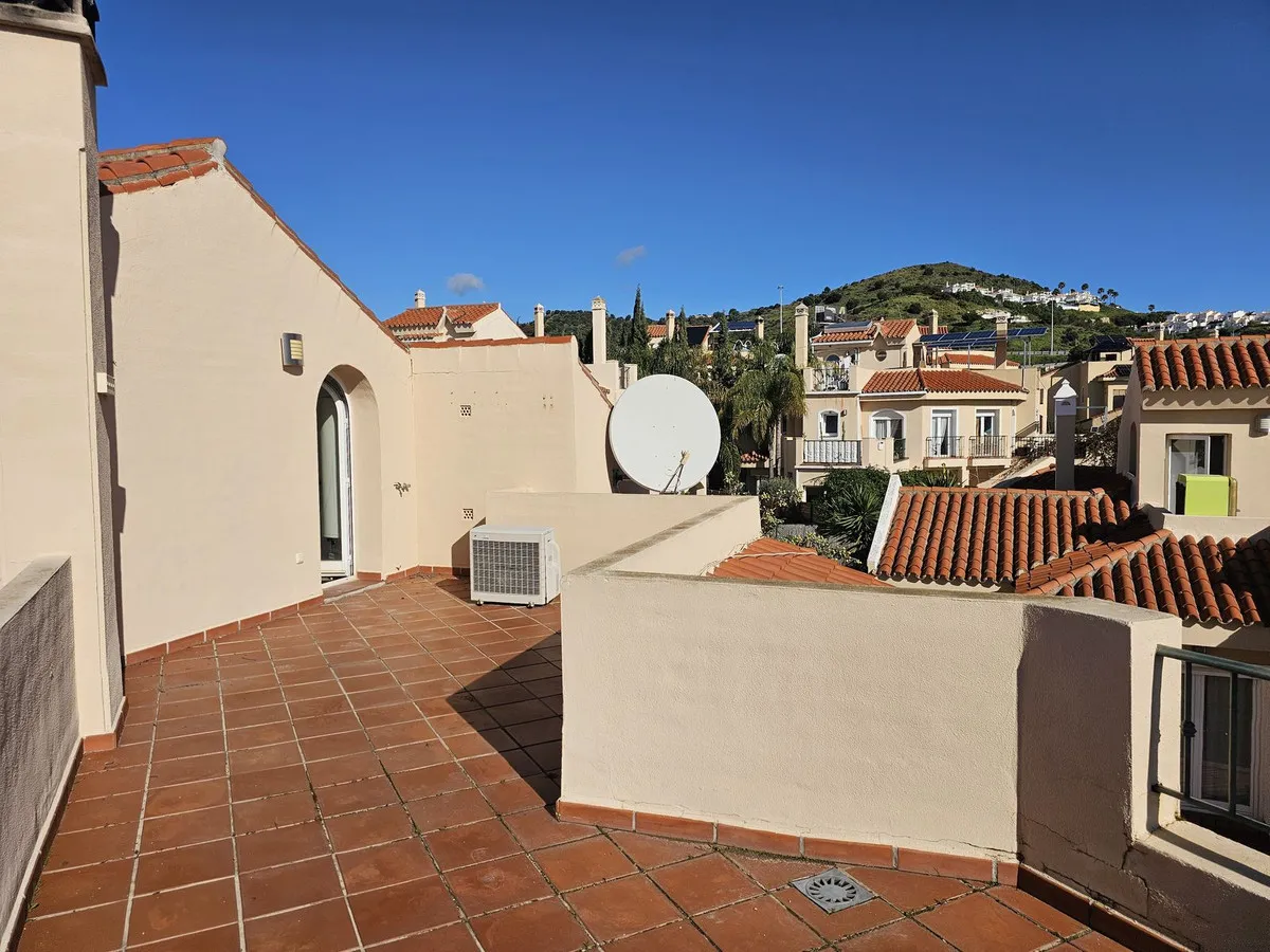 4b7a24fe-ce1a-4f21-abb3-58477671ea9e