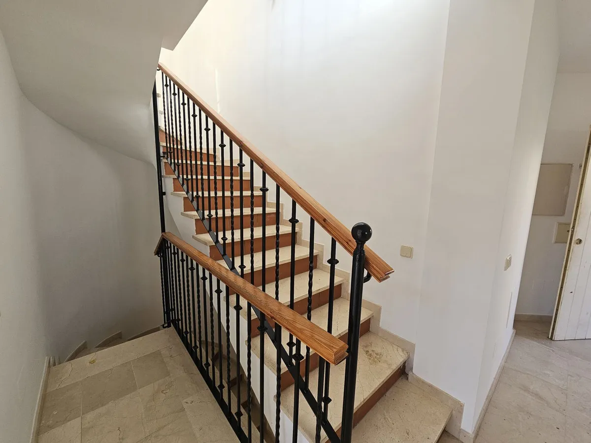 b33acd90-ae9d-4306-a74a-6f211d33ecba