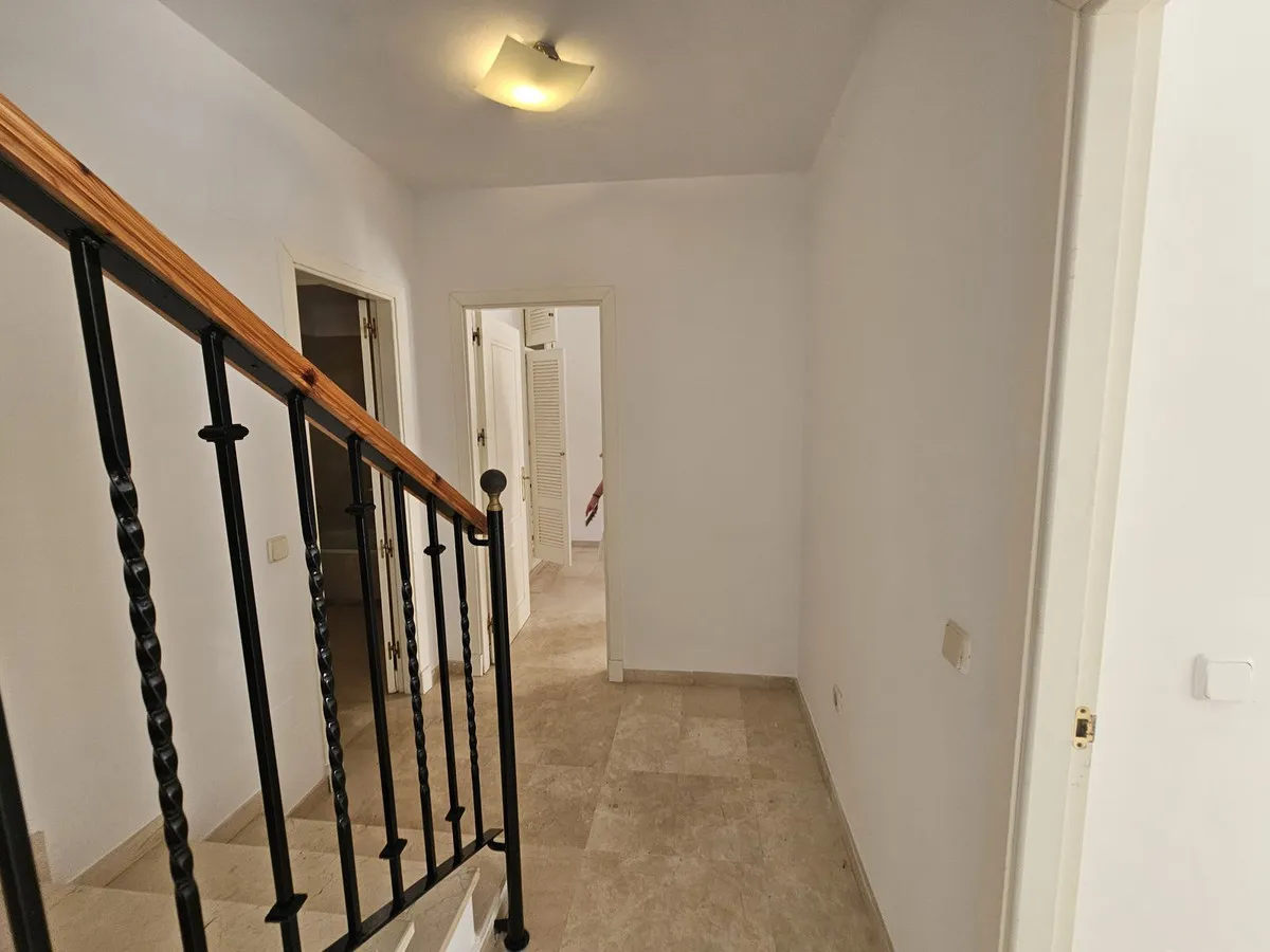 c39175f5-a657-4390-ba57-7978fcbbadce