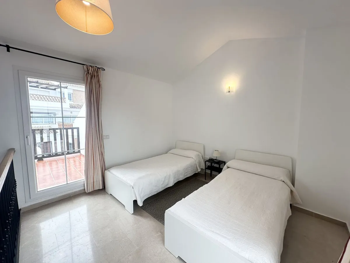 9c9d1c8c-b2ca-420d-acbc-7f943ba0001f