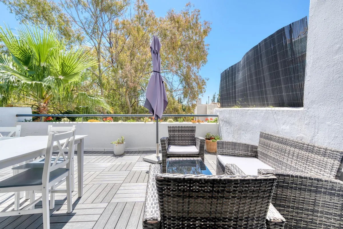 3bbcf200-cd92-42f2-a5b4-ea7992f98ab7