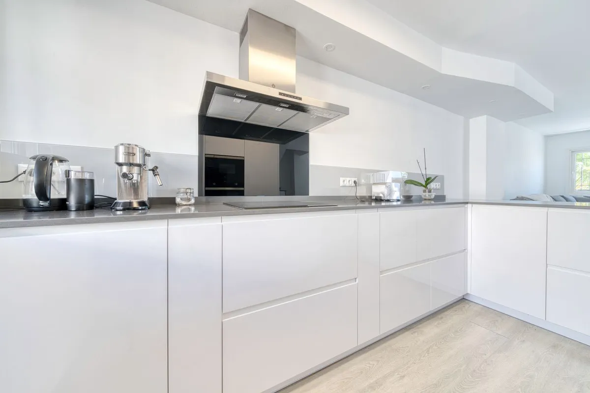 7464fd3c-c54d-4797-ac1a-7ce6d8c8a29e