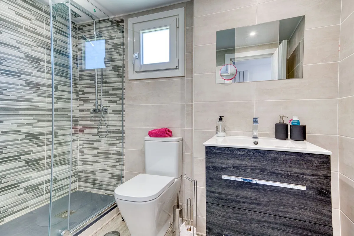 9e408b92-86a4-4efb-8d19-5d82306539a3