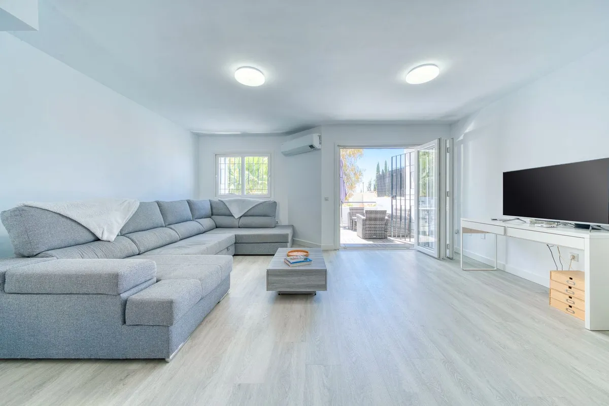 a9f54025-51a5-4f3e-af33-929e6f3adcbc