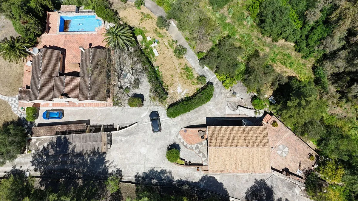 0df7dee2-6b1c-494a-afa1-95976c2205d3