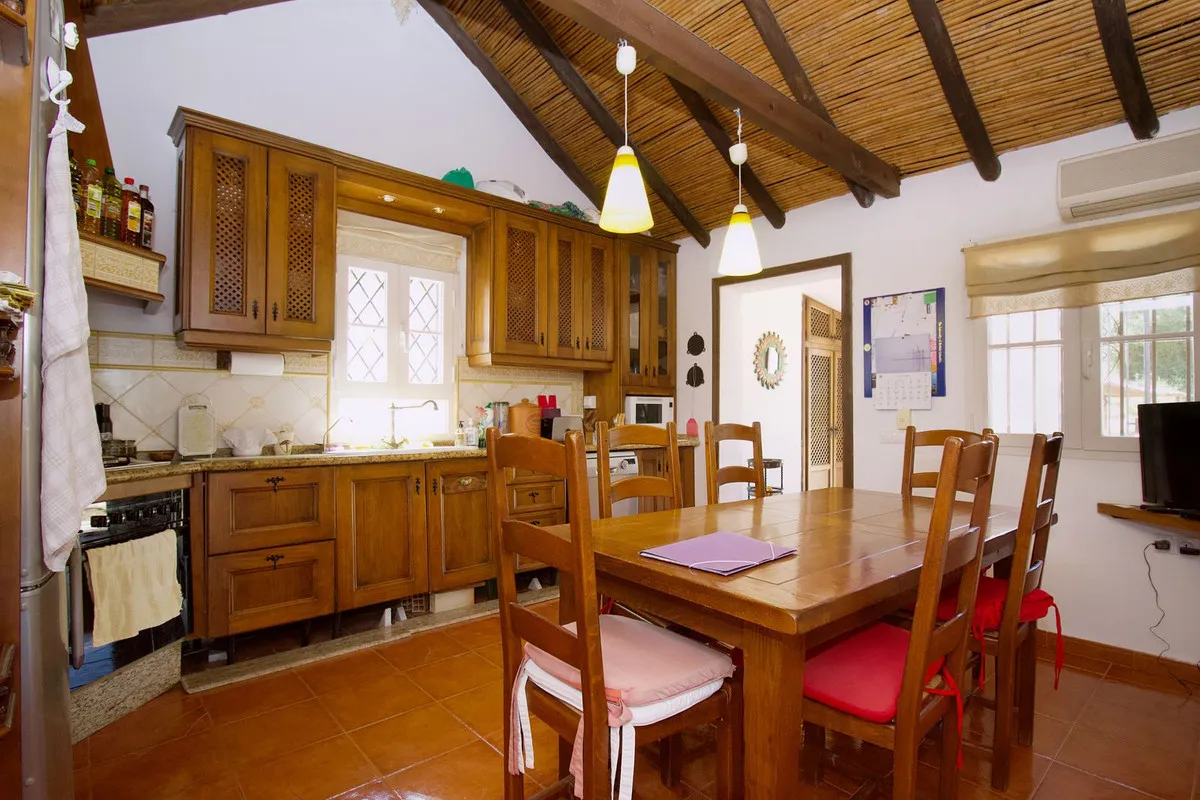 2adc1366-8009-4cfd-ad12-78c6cd70c9c4