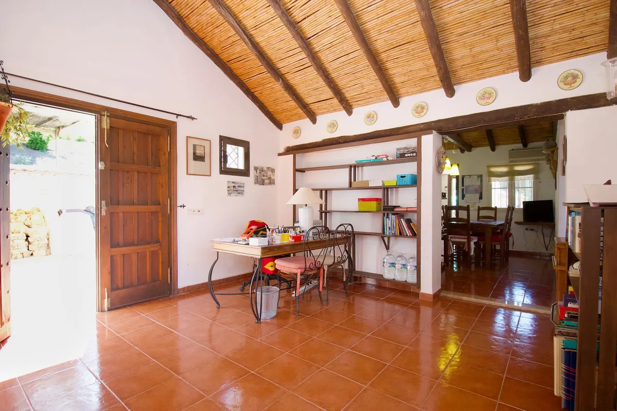 3790cc6e-ec89-43fb-9295-d3f77b283bb8