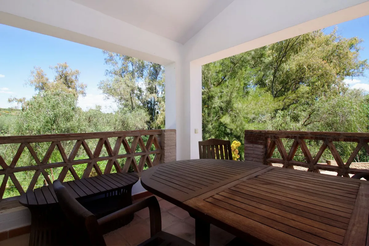 79c6b0ad-615e-4c03-90a7-49f9cc66a6e3