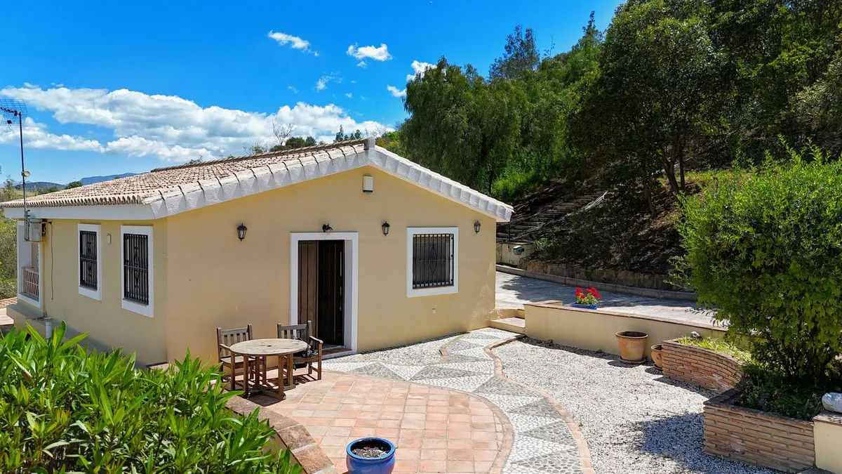 a52c2ec9-86be-4dc9-a0a3-0b26c201036b