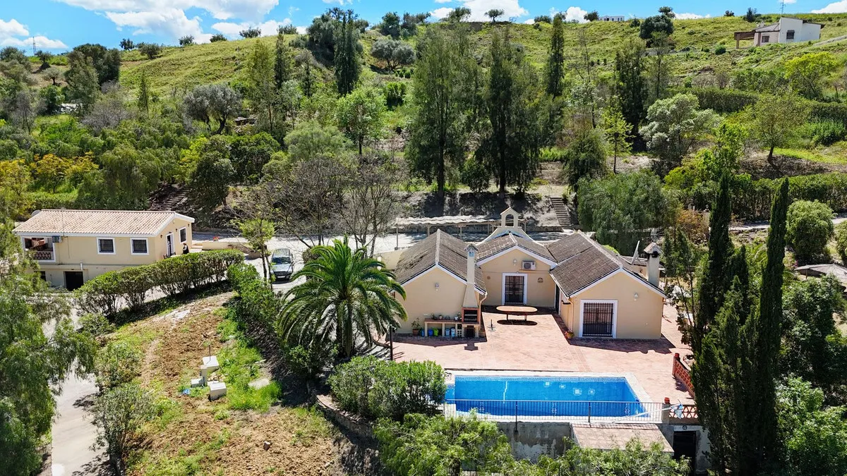 f4fba8d1-553e-43bf-b38f-f5bb0bc75886